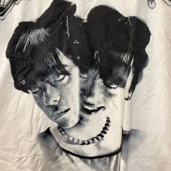 Billie Eilish Hit Me Hard and Soft Album Cover T-Shirt Large - Picture 4 of 4